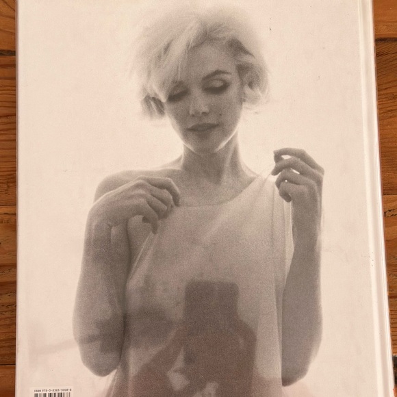 Marilyn Monroe, Bert Stern, Norman Mailer Coffee Table Book by Taschen - Picture 4 of 9